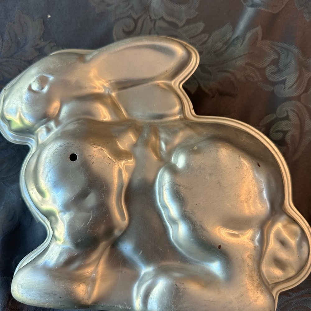 Aluminum Bunny cake jello mold